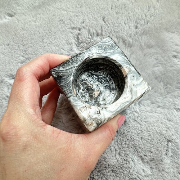 New Beautiful Onyx Candle Holder - Picture 6 of 7